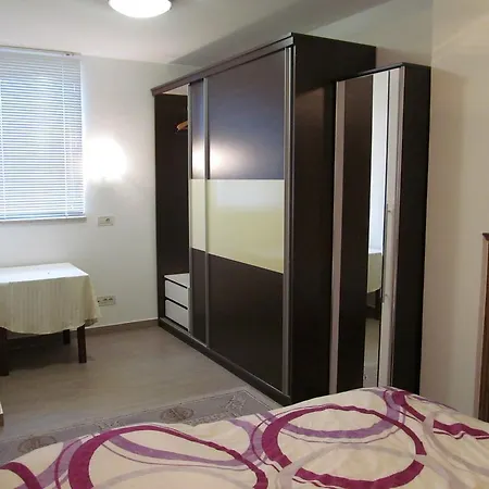 Kutlesa Apartment *