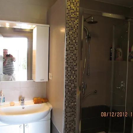 Kutlesa Apartman