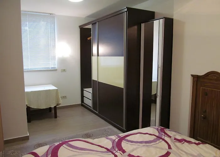 Kutlesa Apartament *